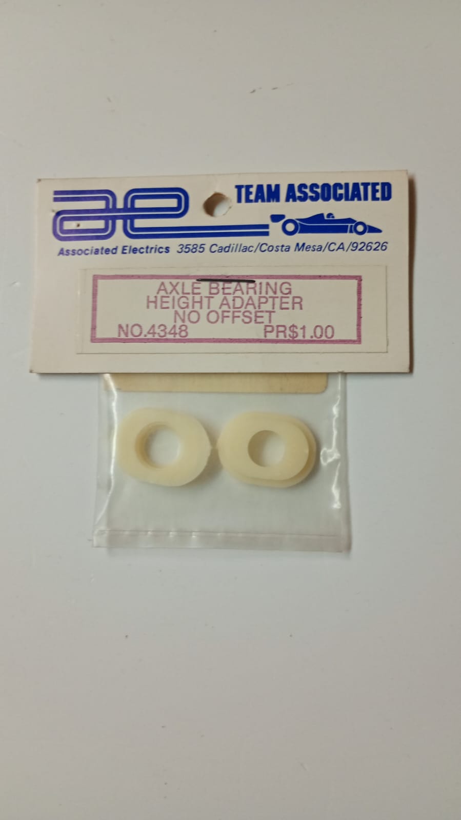 Team Associated 4349 - Axle Bearing Height Adapter #1 Offset