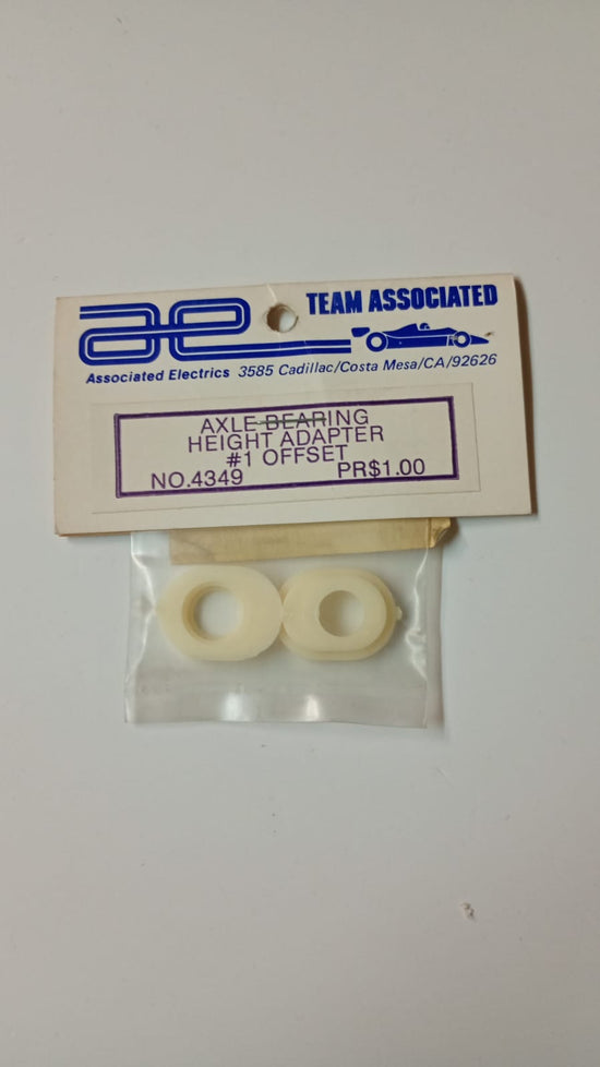 Team Associated 4349 - Axle Bearing Height Adapter 