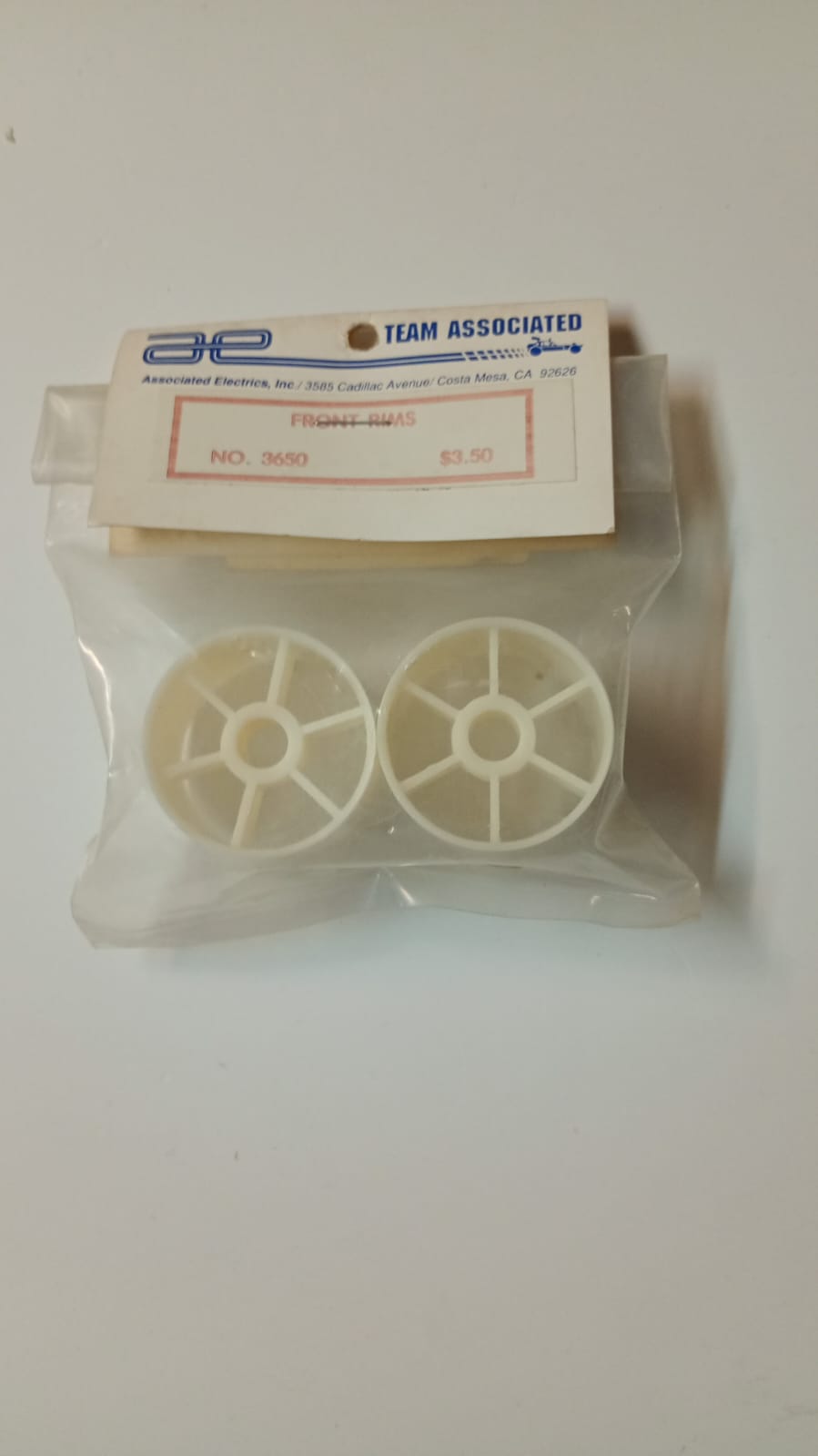 Associated 3650 Front Rims White