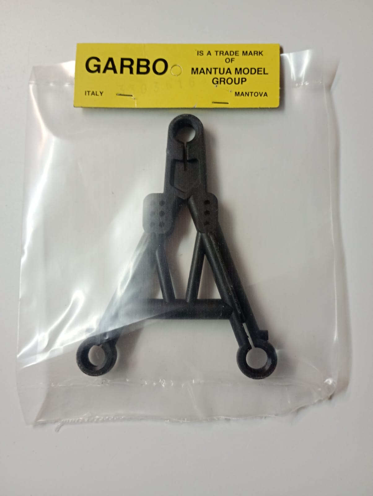 Mantua Model Garbo – Braccetto Inferiore Anteriore per Auto RC